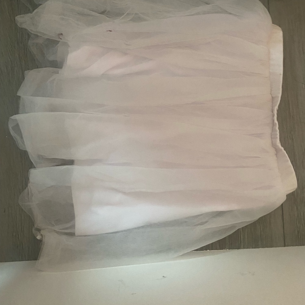 Elegant White Tulle Skirt